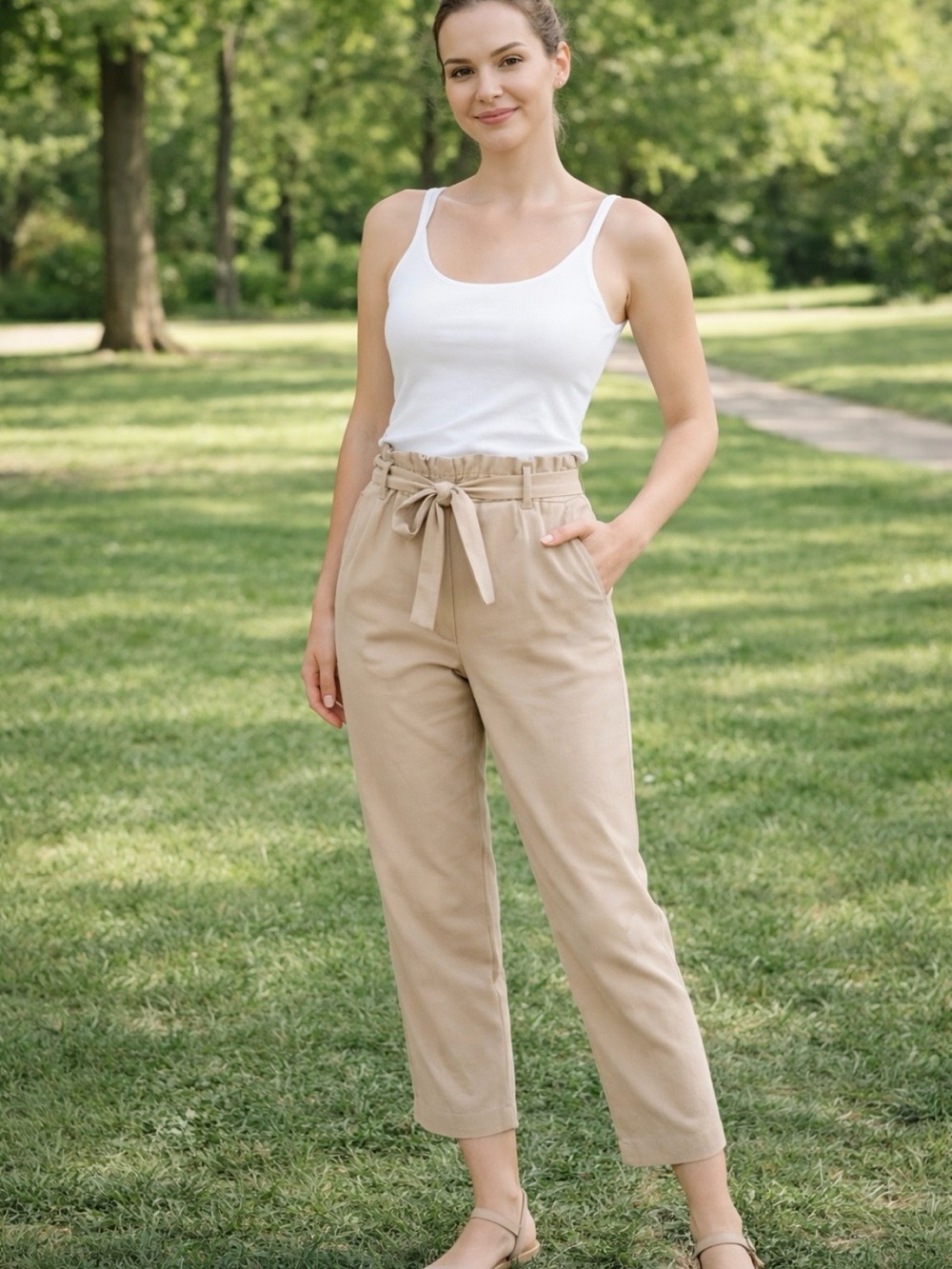 Extremely chic High-Rise Paperbag Tie-Waist Cropped Pants in Beige